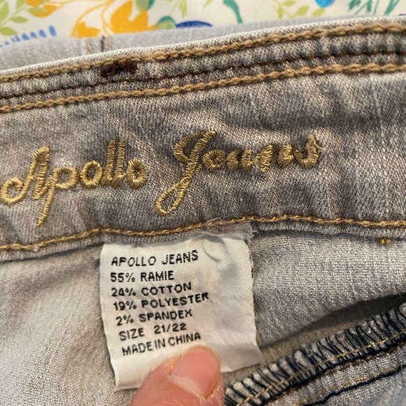 Plus size jeans - Picture 4 of 4